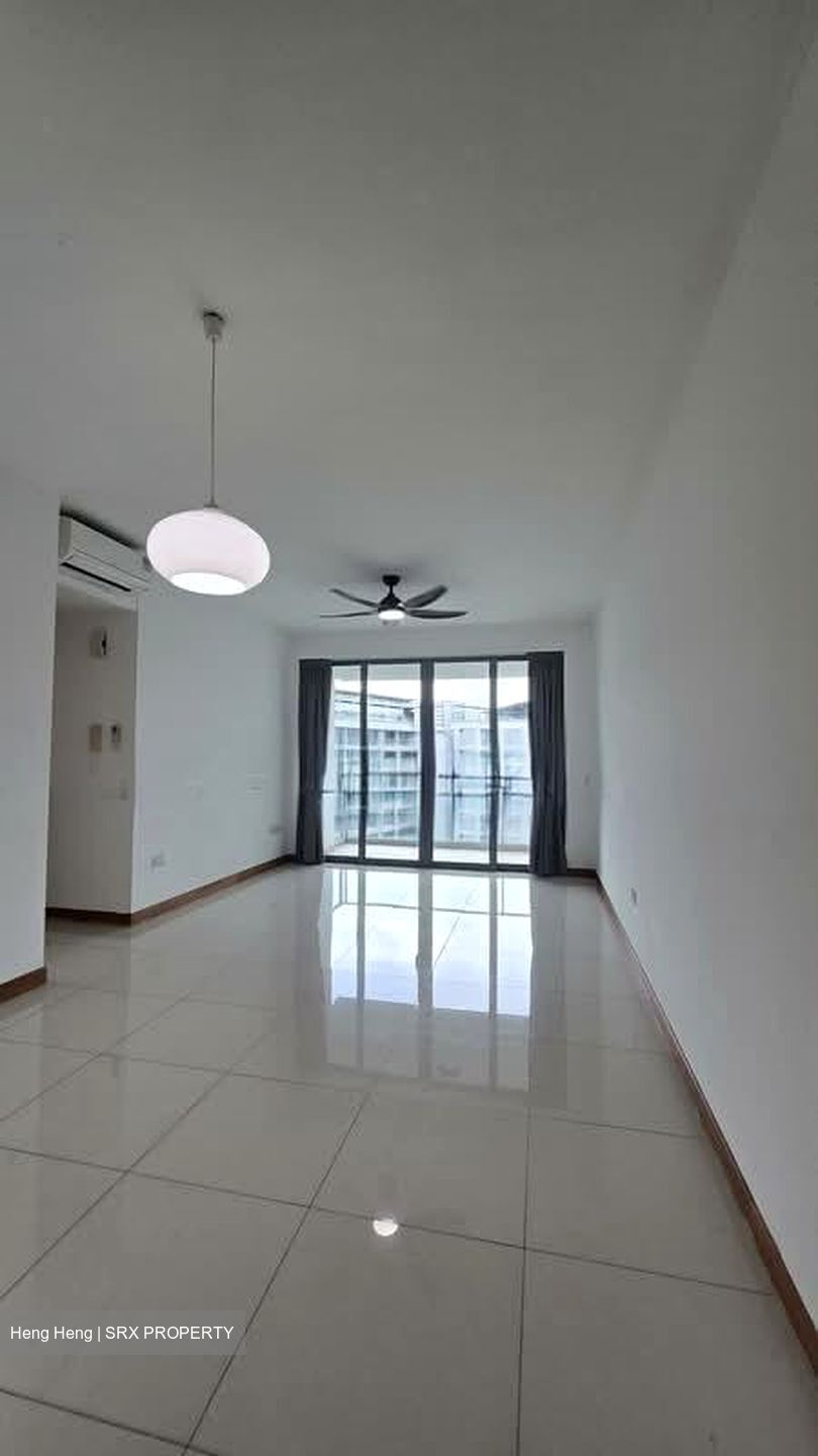 Waterfront Waves (D16), Condominium #548751131
